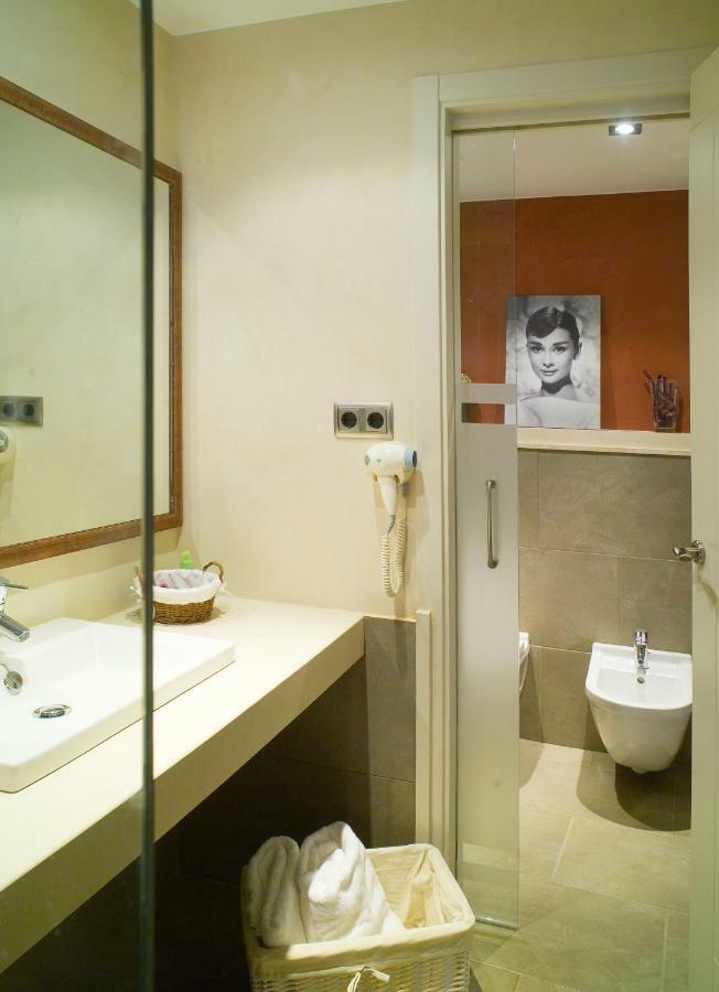 Hotel Calabria La Garriga Ngoại thất bức ảnh