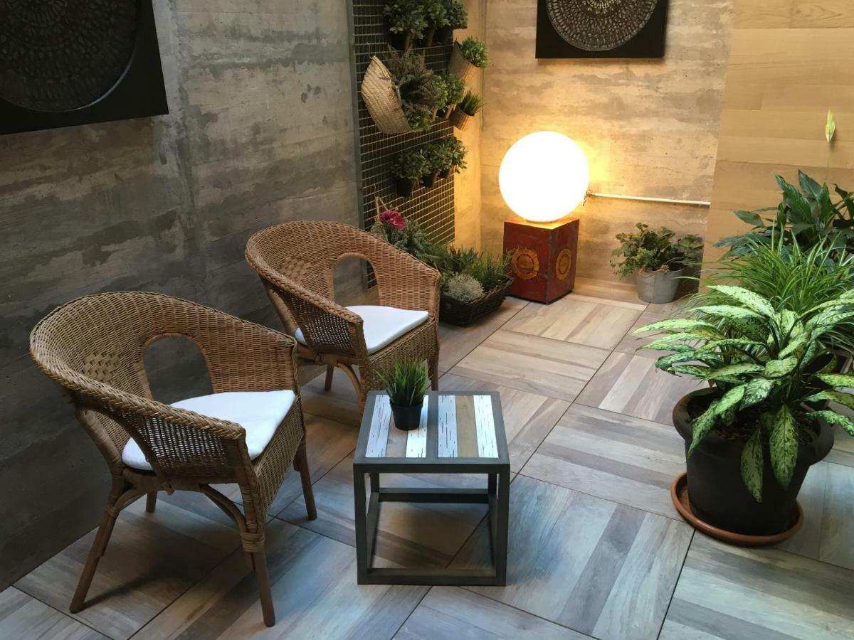 Hotel Calabria La Garriga Ngoại thất bức ảnh