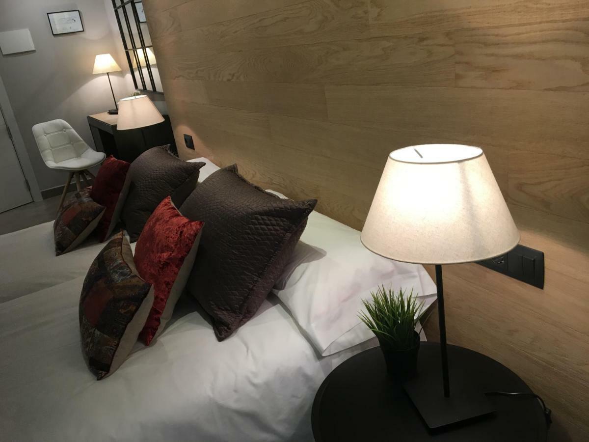 Hotel Calabria La Garriga Ngoại thất bức ảnh